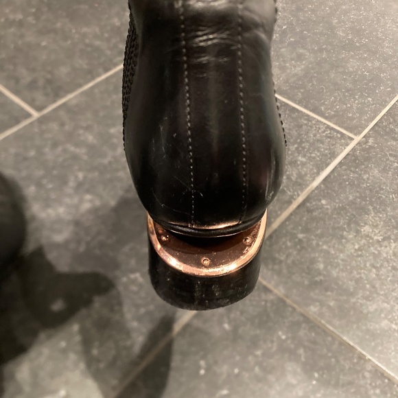 Alexander Wang Anouck Chelsea boots - Picture 10 of 11